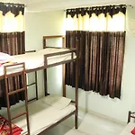 Hotel The Chit Chat Palace
