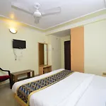 Hotel Radha Palace