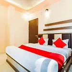 Oyo 67616 Hotel Classico Inn