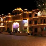 Red Fort Resort