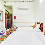Fabhotel Shree Villas