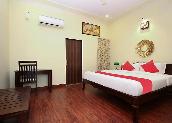 Oyo 17070 Vrindavan Resort