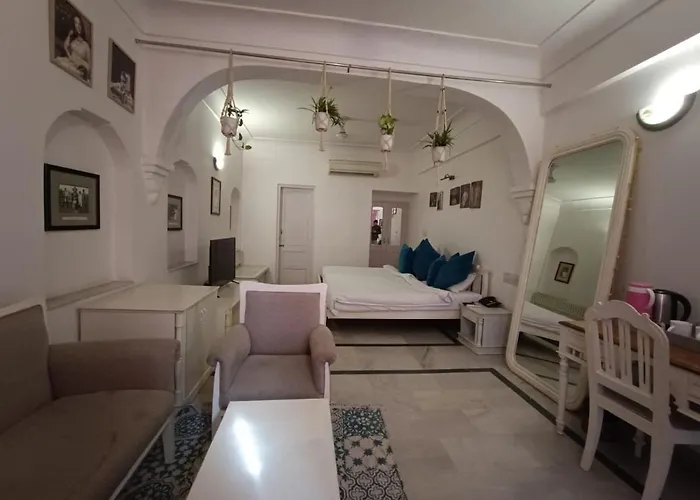 Chirmi Palace