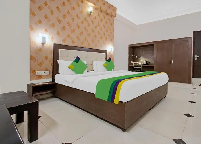 Treebo Trend Dream Palace