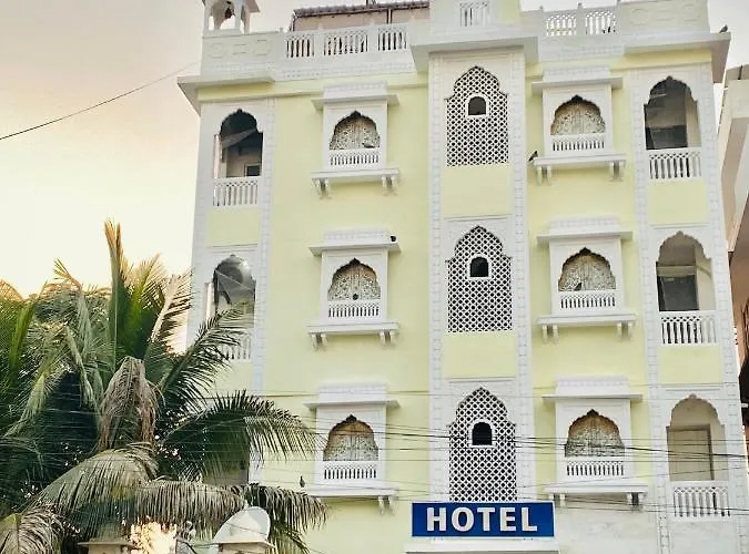 FabHotel Heritage Villa