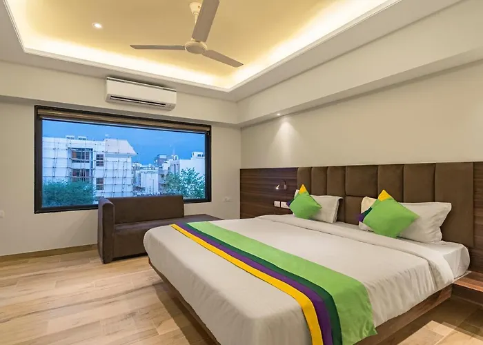 Treebo Pink City Grand