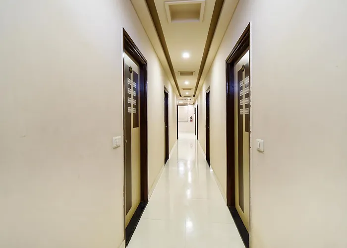 Collection O Hotel Guru Kripa