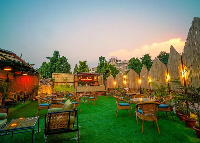 Treebo New Rockwell Vivek Vihar