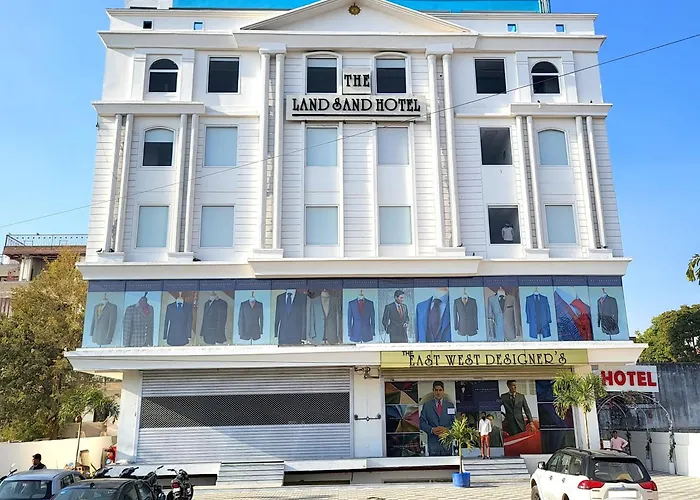 The Land Sand Hotel