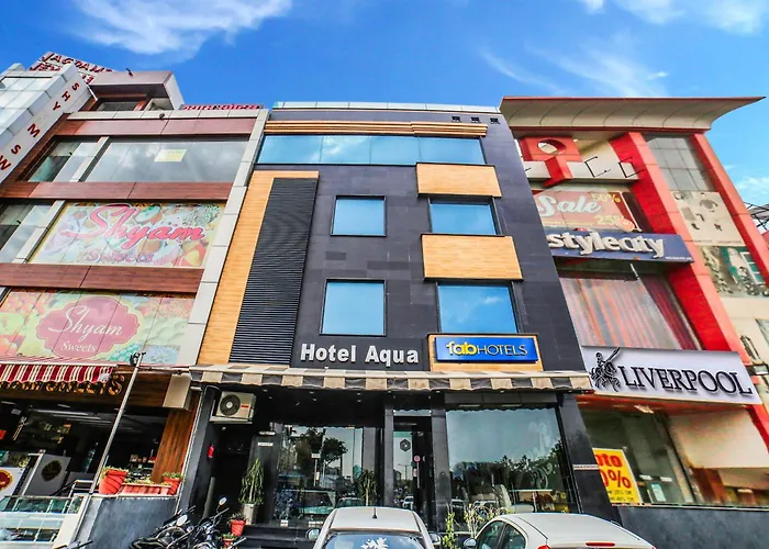 Fabhotel Aqua