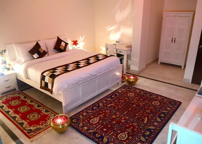Hotel Dior Near Jal Mahal, Jaipur