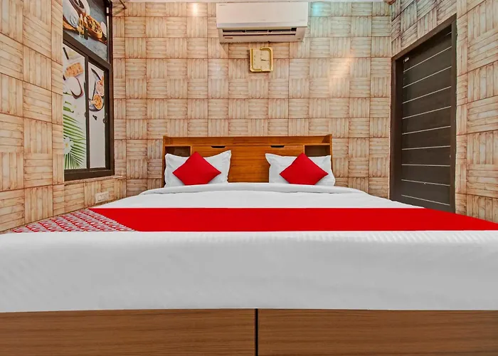 Hotel O Rawat Palace