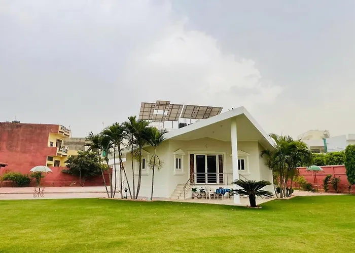 Palm Familia-6Bhk Italian Farmhouse With Cook