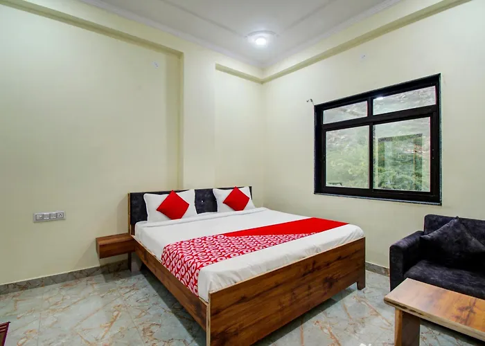 Hotel O Moon Mahal