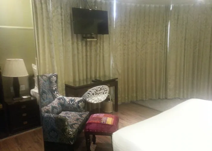 Hotel Golden Oak
