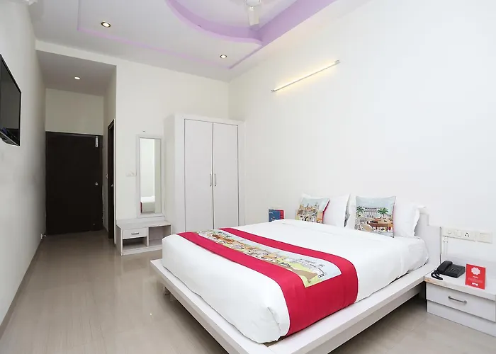 Oyo 9955 Hotel Swaruchi Palace