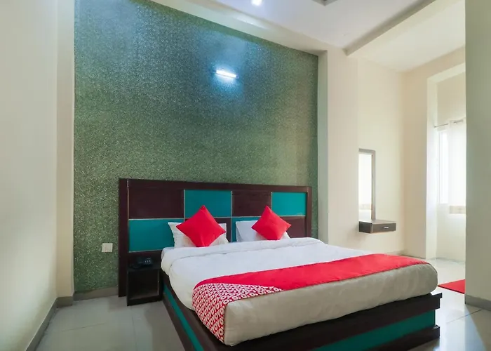 Oyo 24575 Hotel Prabhu Villas