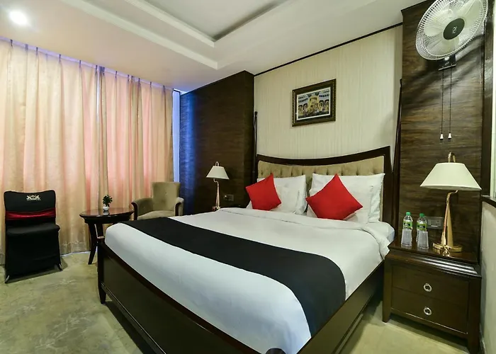 Hotel Polo Inn And Suites