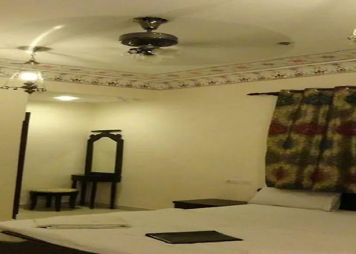 Room Maangta 102 Jaipur