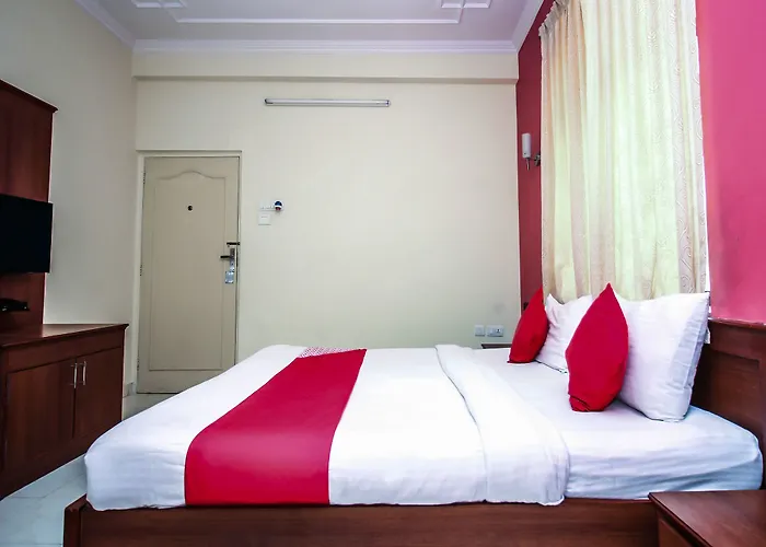 Oyo 15425 Hotel Royal Heritage