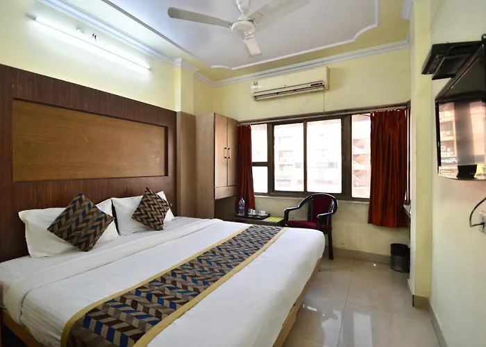 Hotel Radha Palace
