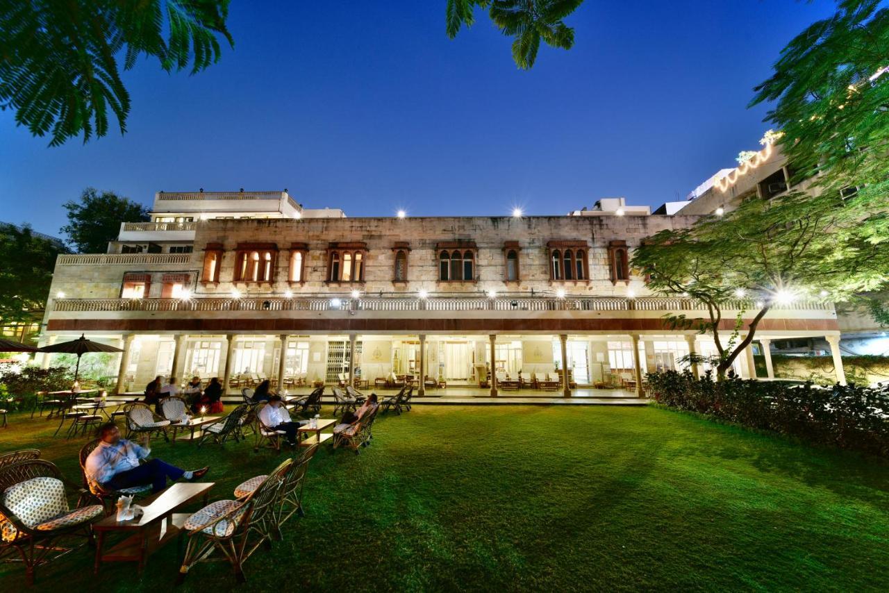 Arya Niwas Hotel Jaipur