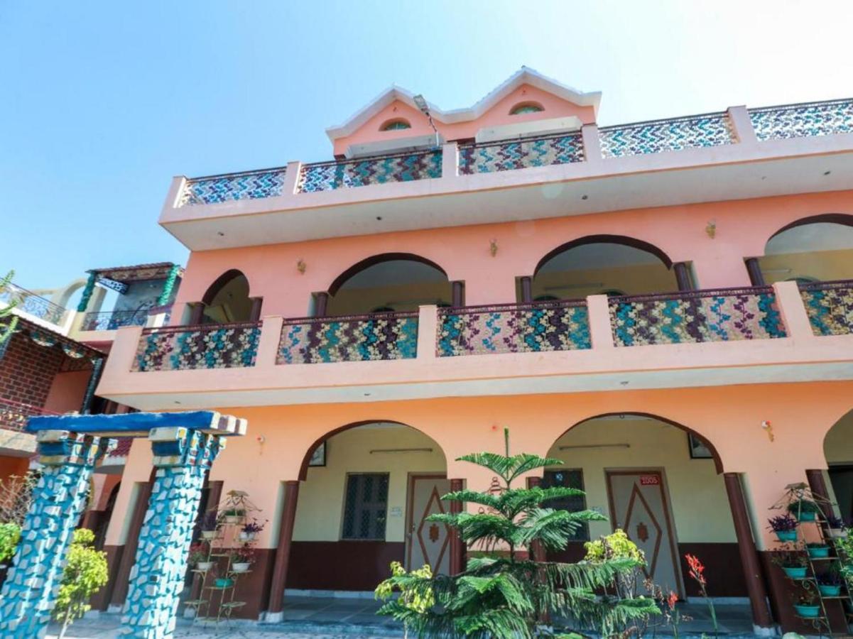 Hotel Spot On 73830 Sanskar Homes