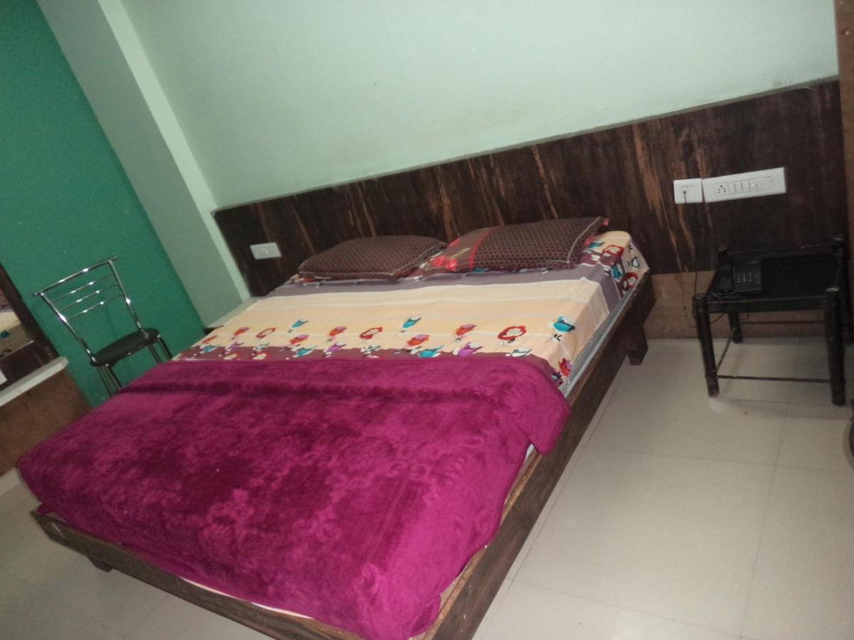 Hotel Sai Kripa *
