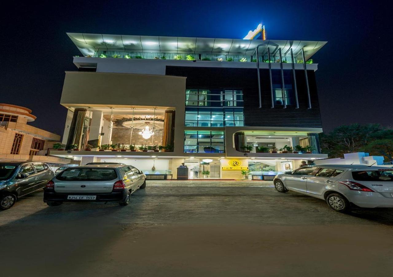 Park Regent Hotel