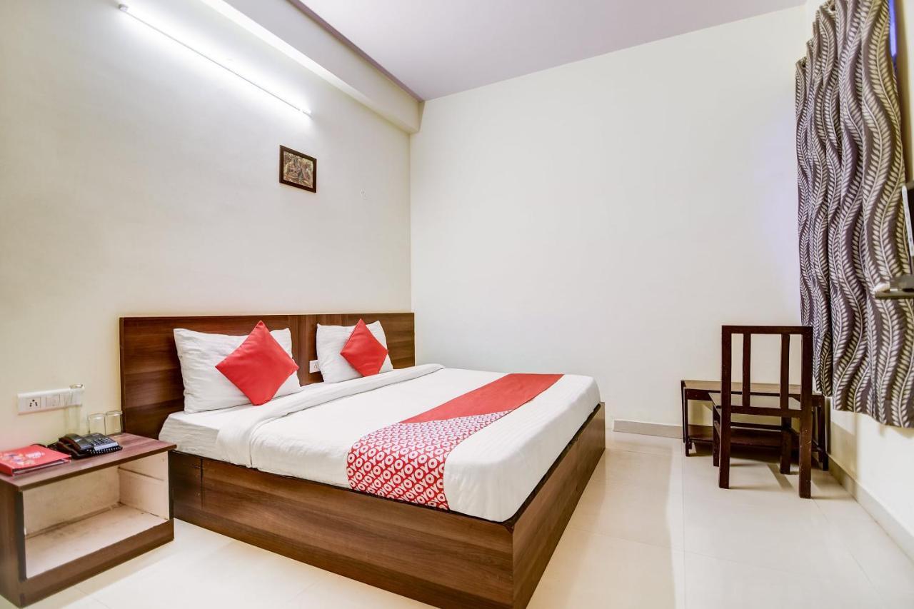 Collection O 28716 Aditya Residency 4*