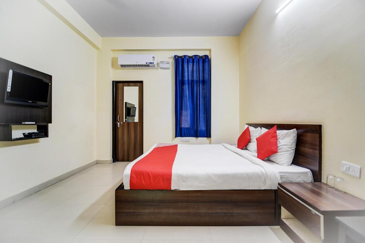 Hotel Collection O 28716 Aditya Residency Jaipur
