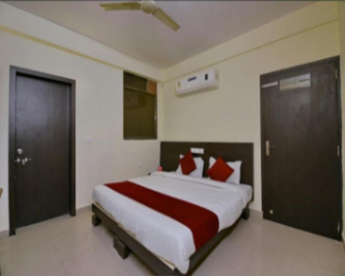Ankur Palace 3*