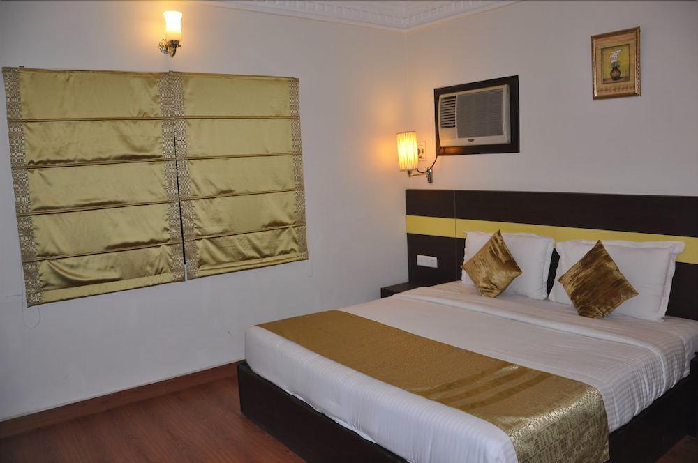 Empire Regency 3*