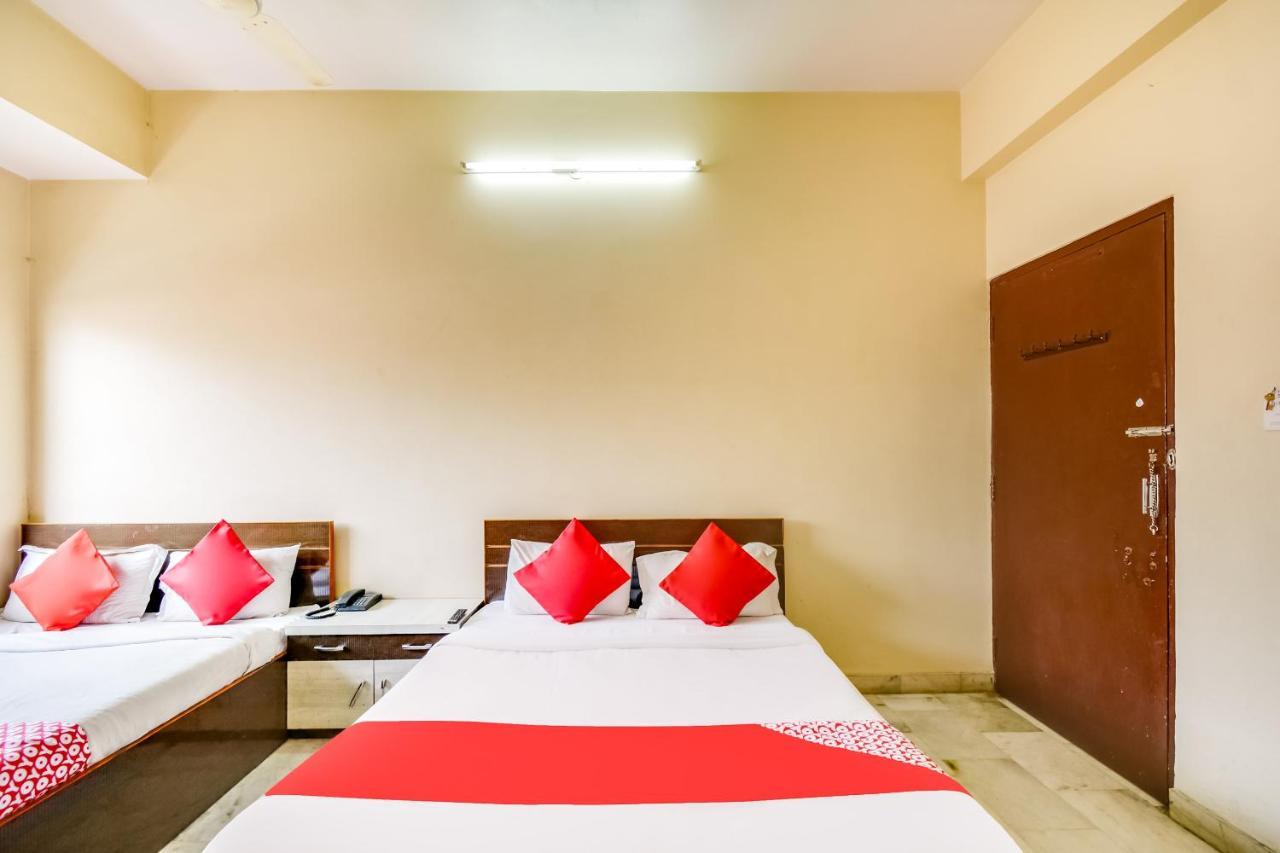 Oyo 72203 Shrinath Hotel