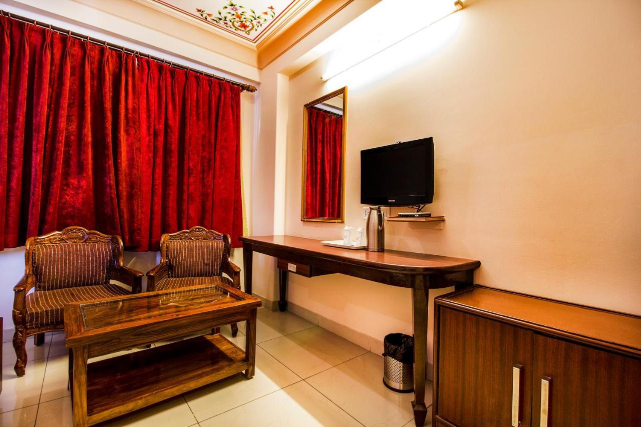 Fabhotel Amer Heritage