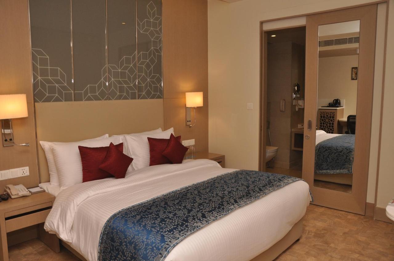Days Tonk Road By Wyndham Hotel