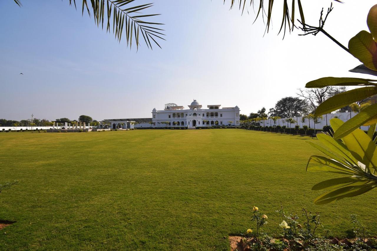 Resort Umaid Farm Resort- A Legancy Vintage In