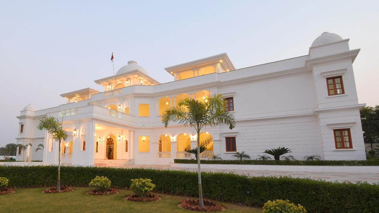 Resort Umaid Farm Resort- A Legancy Vintage In 4*