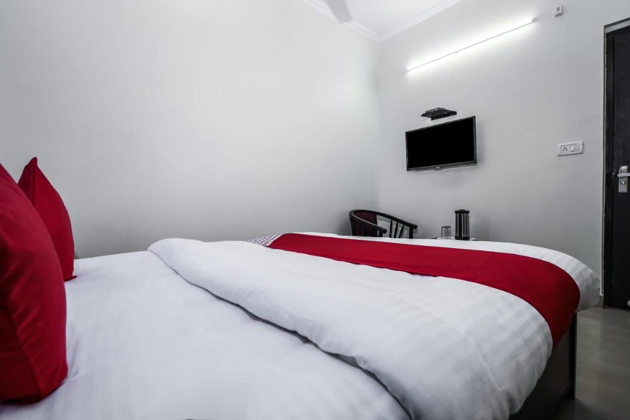 Oyo 15154 Rock On 3* Jaipur