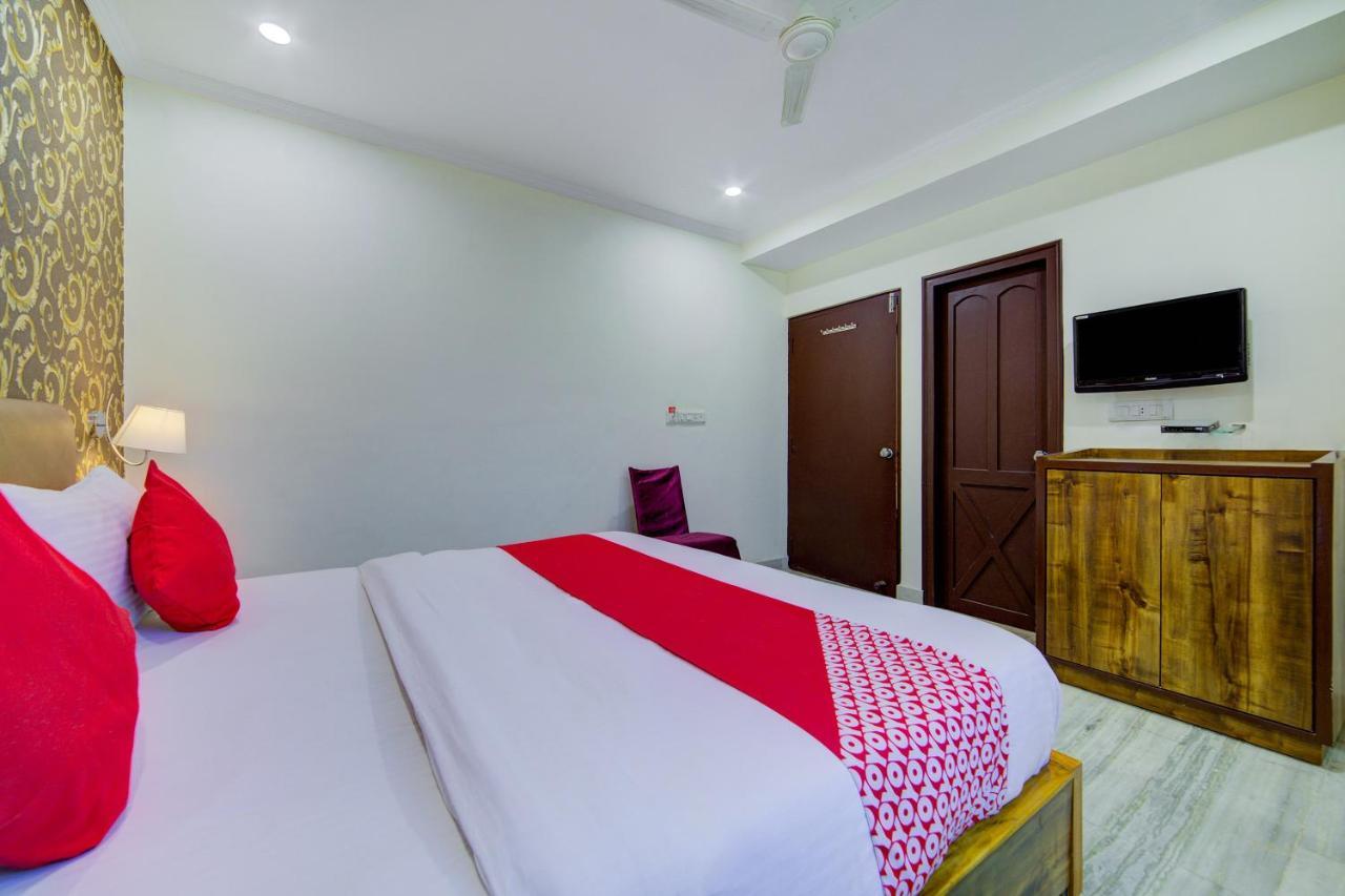 Oyo 14892 Tourista Hotel Jaipur