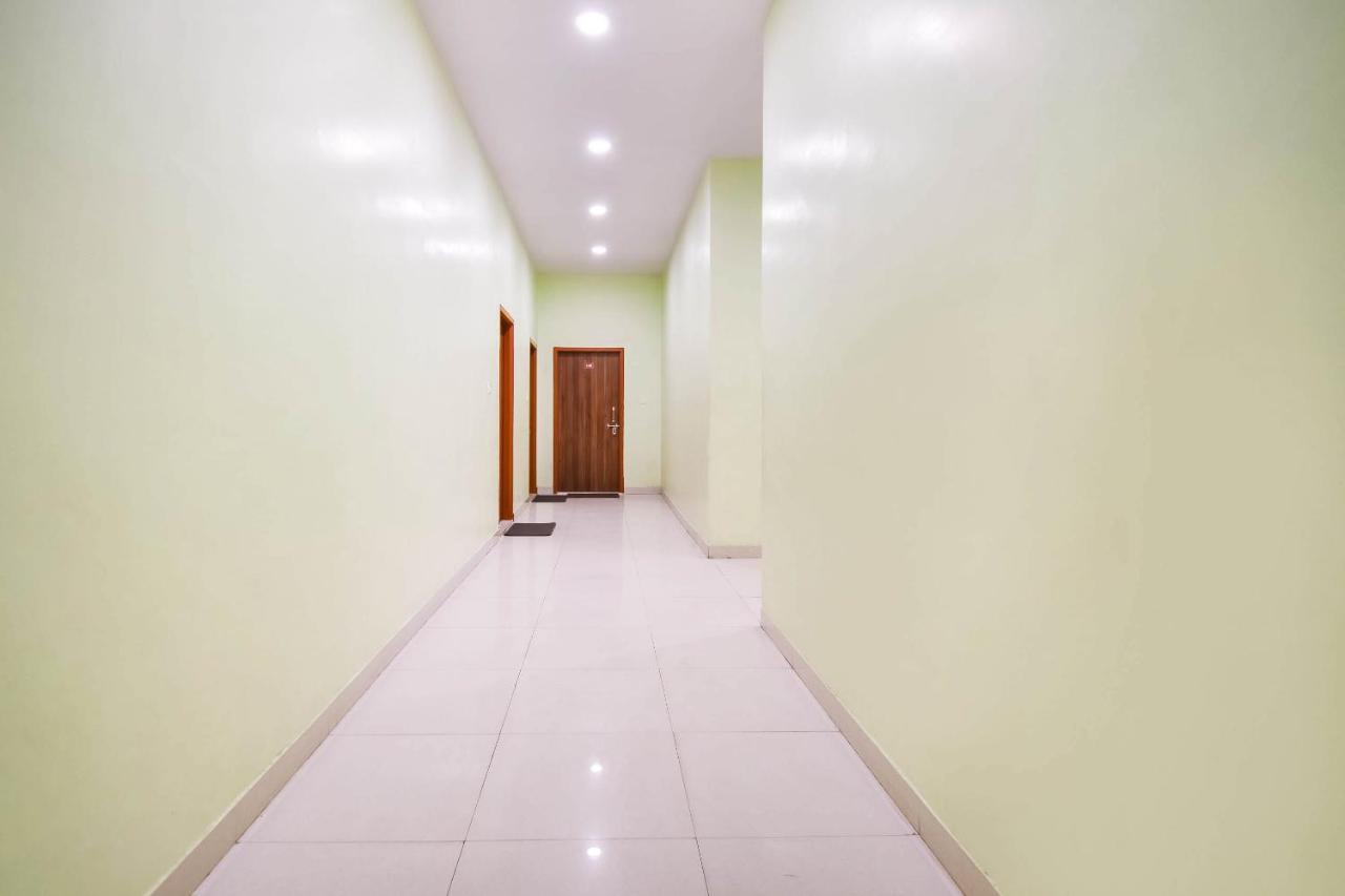 Oyo 70449 Swarn Garden 3* Jaipur