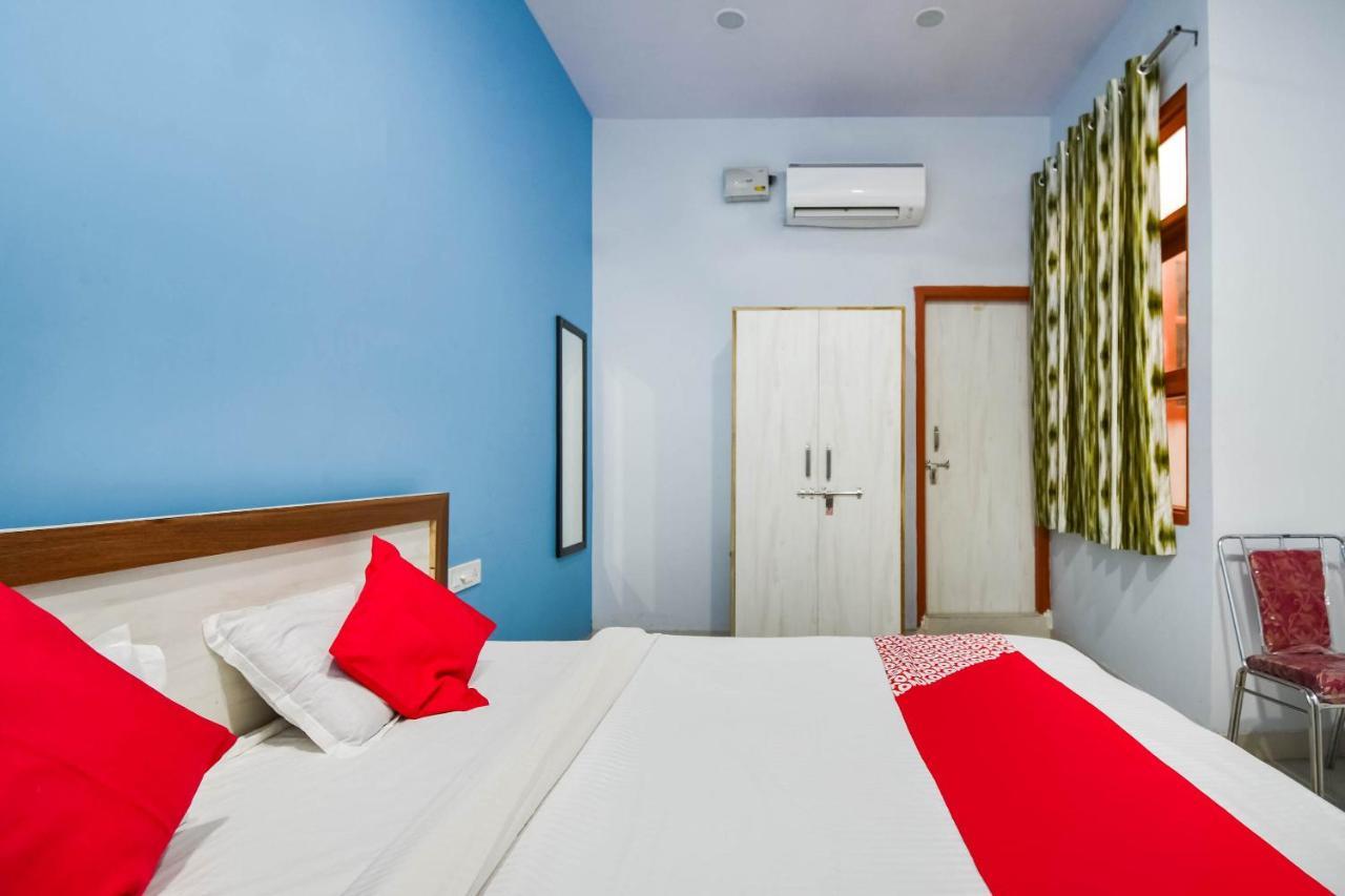 Oyo 70449 Swarn Garden Hotel Jaipur