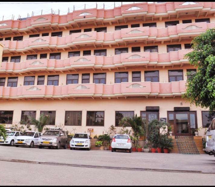 Hotel Glitz Jaipur