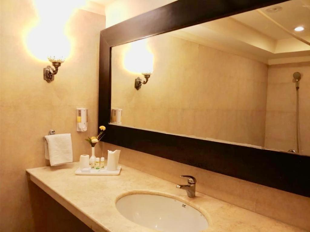 Hotel Glitz