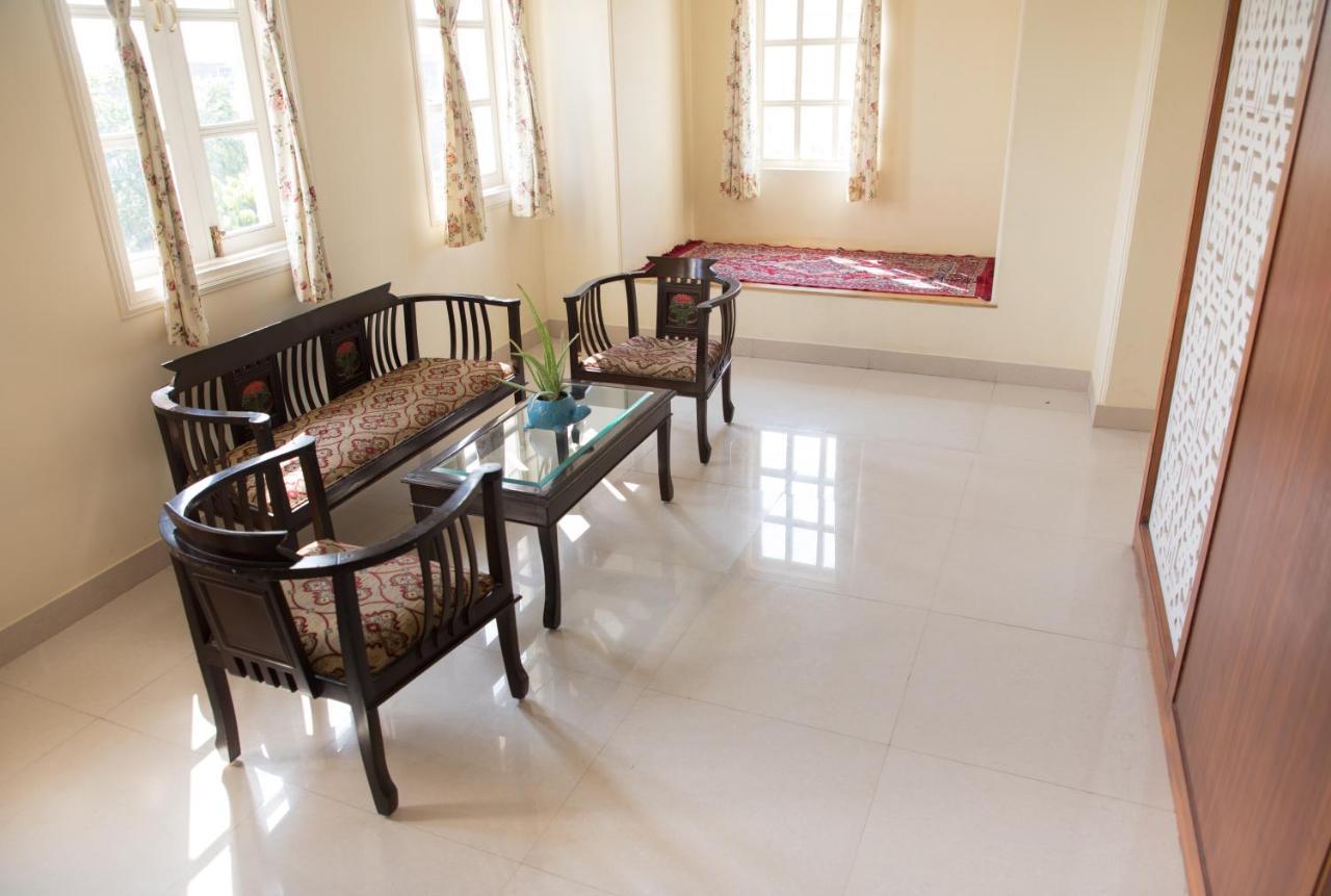 Kishanpura Haveli Hotel *