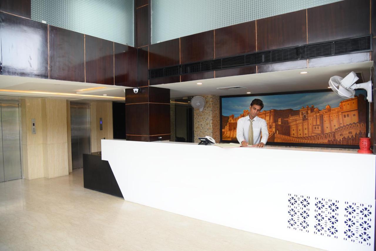 Hotel Broadway 3*