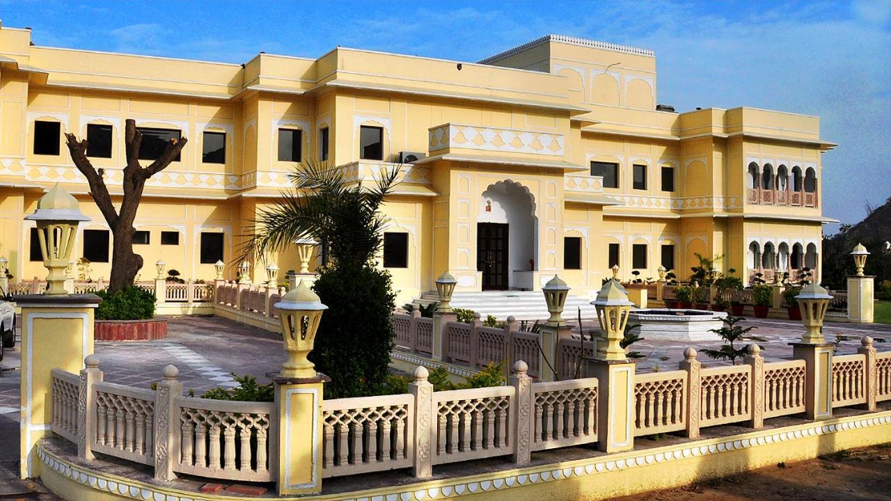 Hotel Raj Bagh Palace Jaipur
