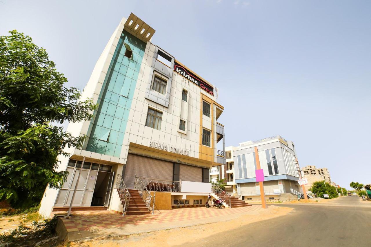 Oyo 37396 Q K Hotel Jaipur