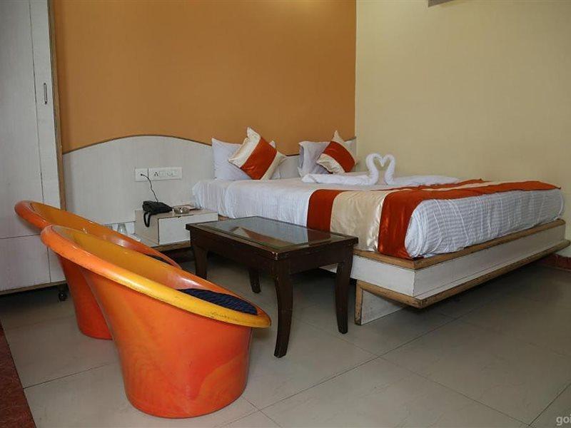 Mahadev Regency 2*