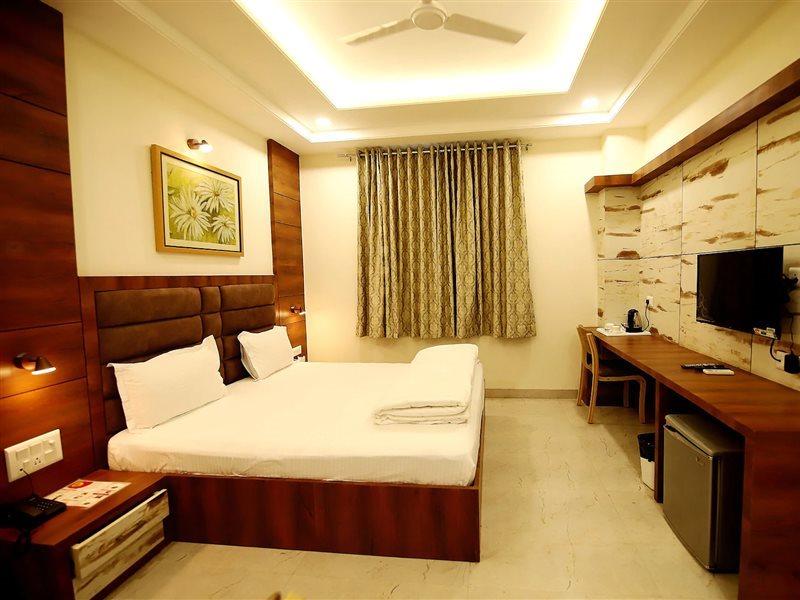 Hotel Highway King